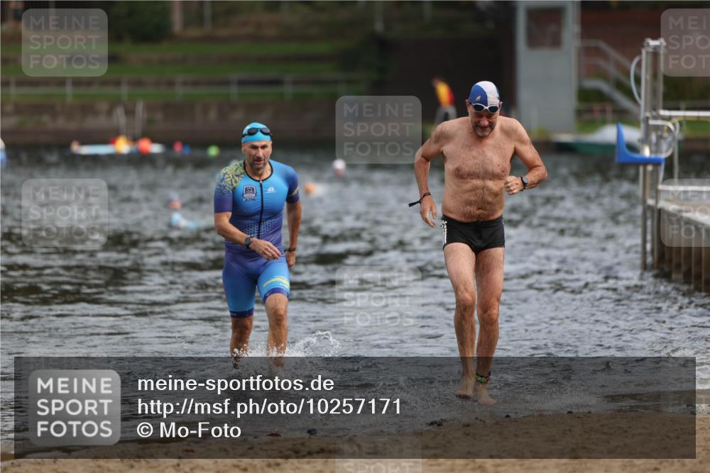 13.09.2026 - Stadtparktriathlon Mo-Foto http://msf.ph/oto/10257171 13.09.2026 10:54:37 Schwimmen 618, 663, 694, 703 meine-sportfotos.de