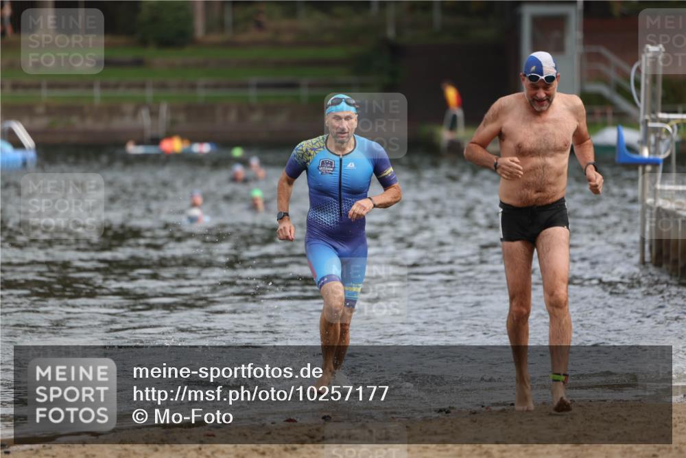 13.09.2026 - Stadtparktriathlon Mo-Foto http://msf.ph/oto/10257177 13.09.2026 10:54:39 Schwimmen 618, 703 meine-sportfotos.de