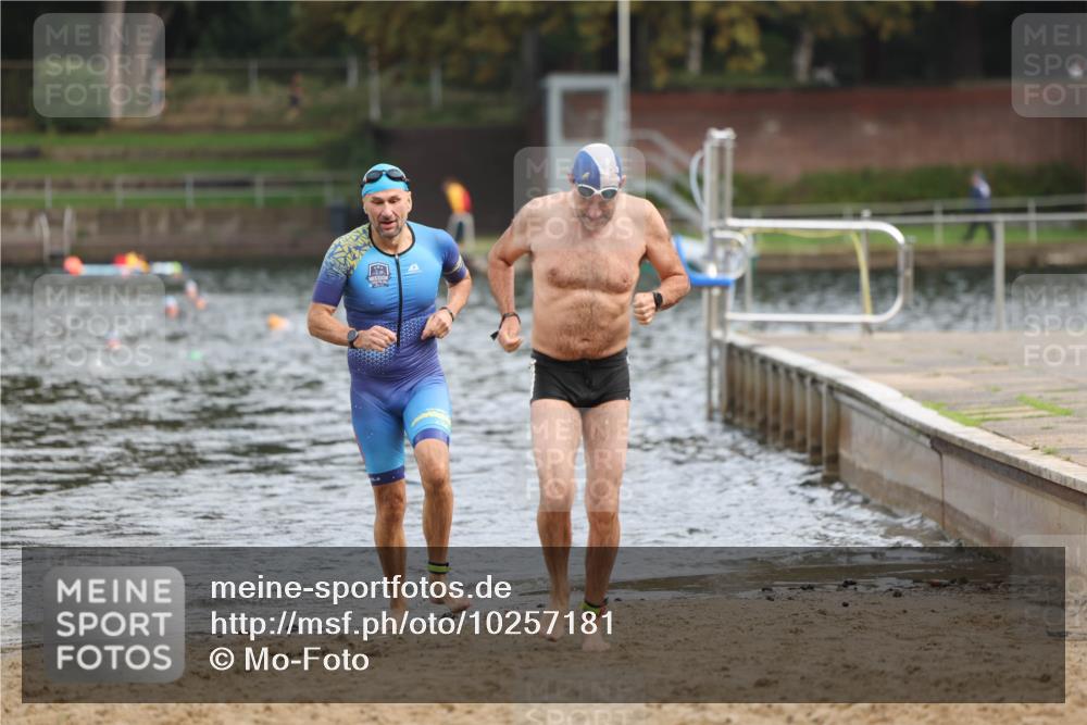 13.09.2026 - Stadtparktriathlon Mo-Foto http://msf.ph/oto/10257181 13.09.2026 10:54:40 Schwimmen 618, 703 meine-sportfotos.de