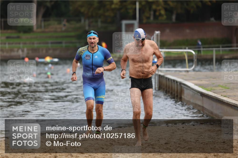 13.09.2026 - Stadtparktriathlon Mo-Foto http://msf.ph/oto/10257186 13.09.2026 10:54:41 Schwimmen 618, 703 meine-sportfotos.de
