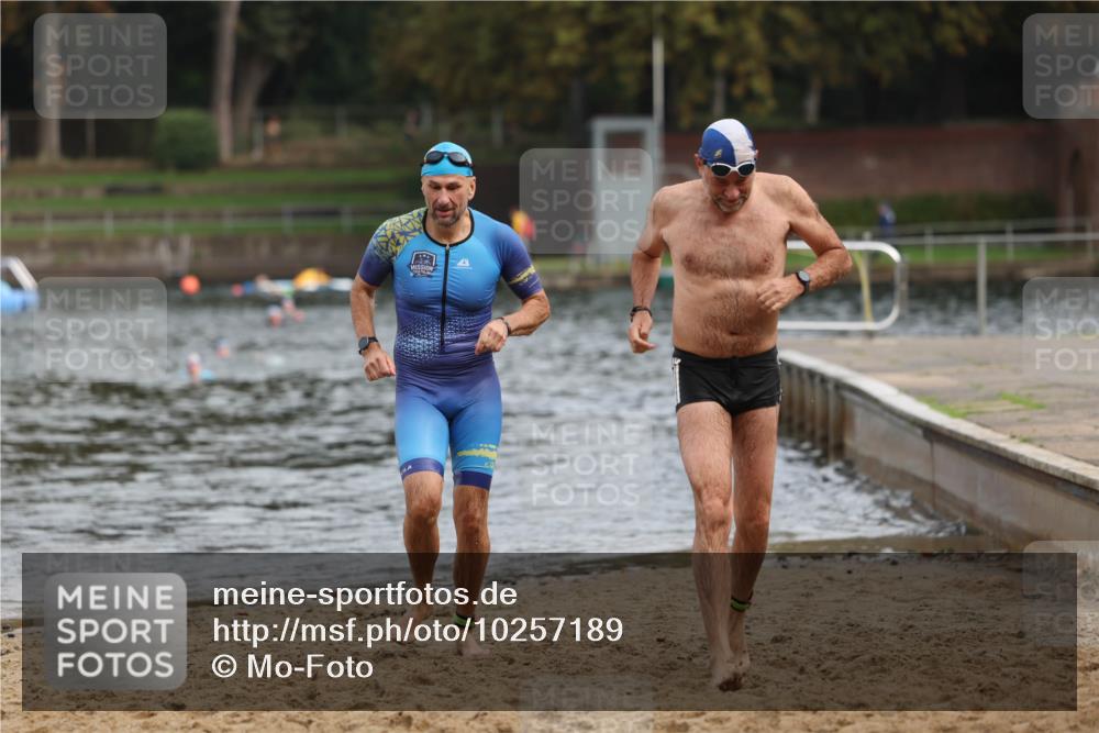 13.09.2026 - Stadtparktriathlon Mo-Foto http://msf.ph/oto/10257189 13.09.2026 10:54:41 Schwimmen 618, 703 meine-sportfotos.de