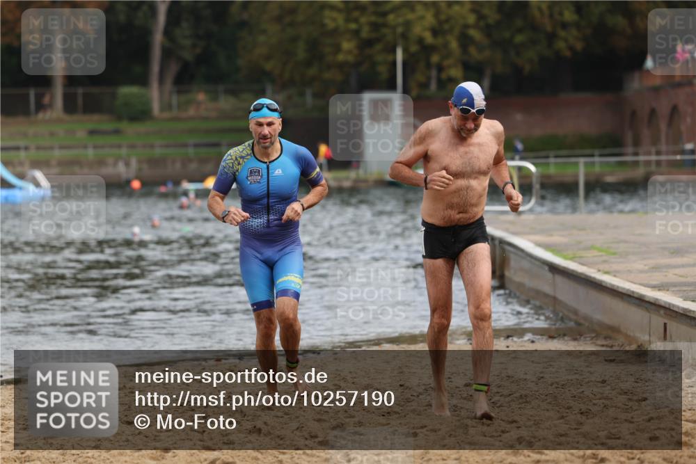 13.09.2026 - Stadtparktriathlon Mo-Foto http://msf.ph/oto/10257190 13.09.2026 10:54:42 Schwimmen 618, 703 meine-sportfotos.de