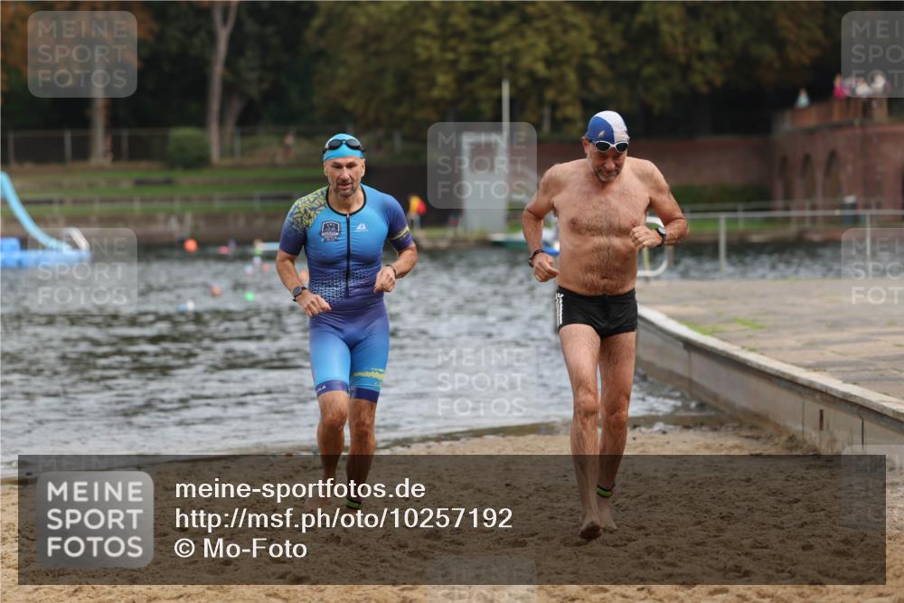13.09.2026 - Stadtparktriathlon Mo-Foto http://msf.ph/oto/10257192 13.09.2026 10:54:42 Schwimmen 618, 703 meine-sportfotos.de