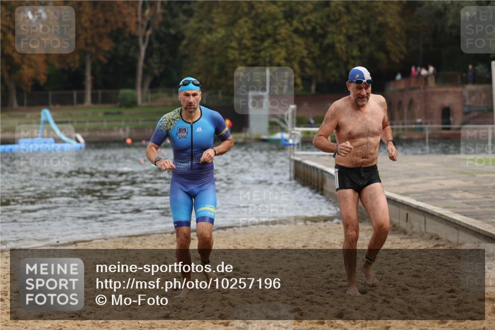 13.09.2026 - Stadtparktriathlon Mo-Foto http://msf.ph/oto/10257196 13.09.2026 10:54:43 Schwimmen 618, 703 meine-sportfotos.de
