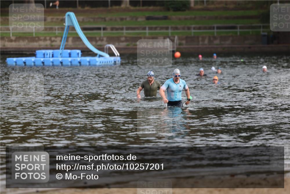 13.09.2026 - Stadtparktriathlon Mo-Foto http://msf.ph/oto/10257201 13.09.2026 10:54:56 Schwimmen  meine-sportfotos.de