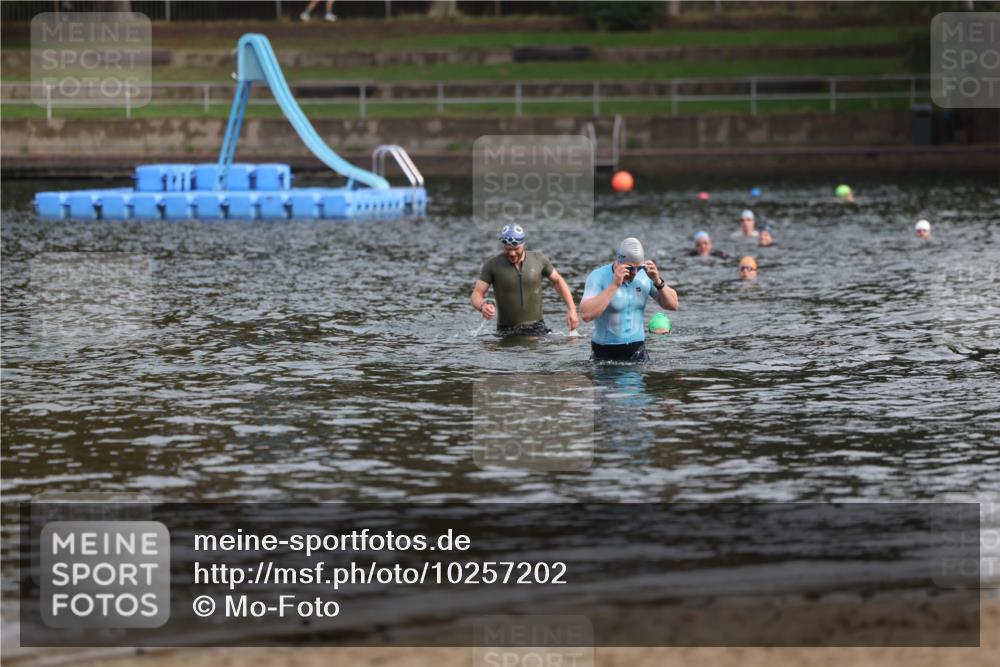 13.09.2026 - Stadtparktriathlon Mo-Foto http://msf.ph/oto/10257202 13.09.2026 10:54:56 Schwimmen  meine-sportfotos.de