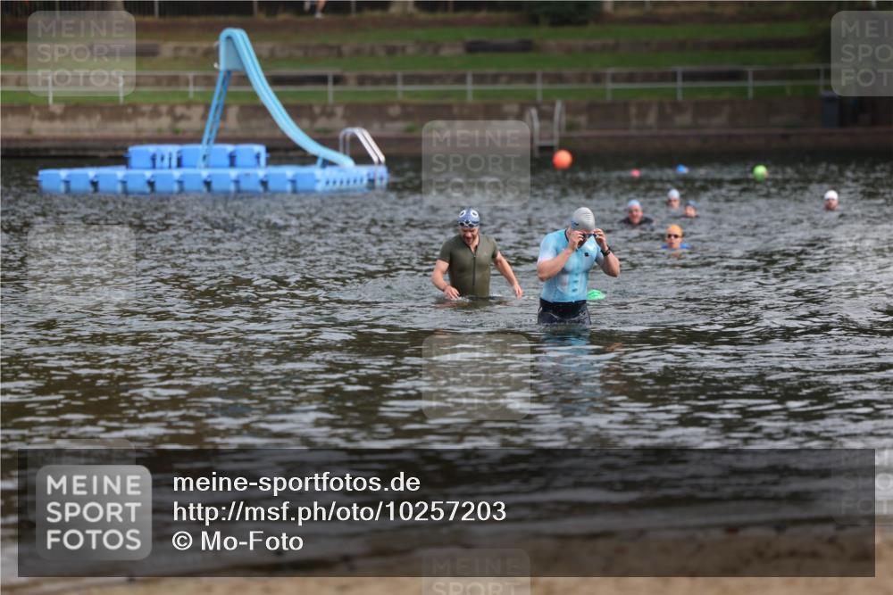 13.09.2026 - Stadtparktriathlon Mo-Foto http://msf.ph/oto/10257203 13.09.2026 10:54:57 Schwimmen  meine-sportfotos.de