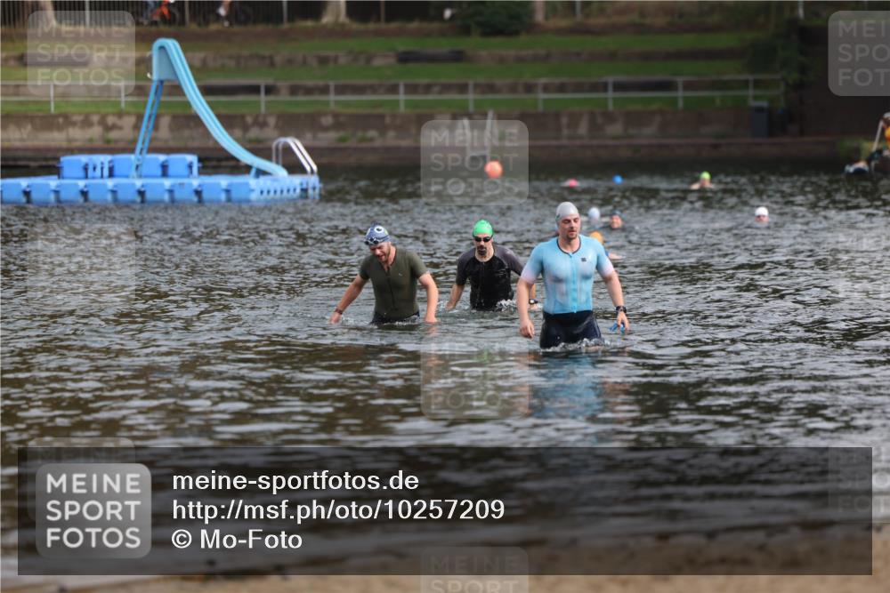 13.09.2026 - Stadtparktriathlon Mo-Foto http://msf.ph/oto/10257209 13.09.2026 10:54:59 Schwimmen  meine-sportfotos.de