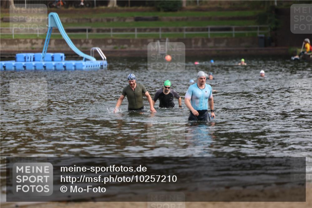 13.09.2026 - Stadtparktriathlon Mo-Foto http://msf.ph/oto/10257210 13.09.2026 10:54:59 Schwimmen  meine-sportfotos.de