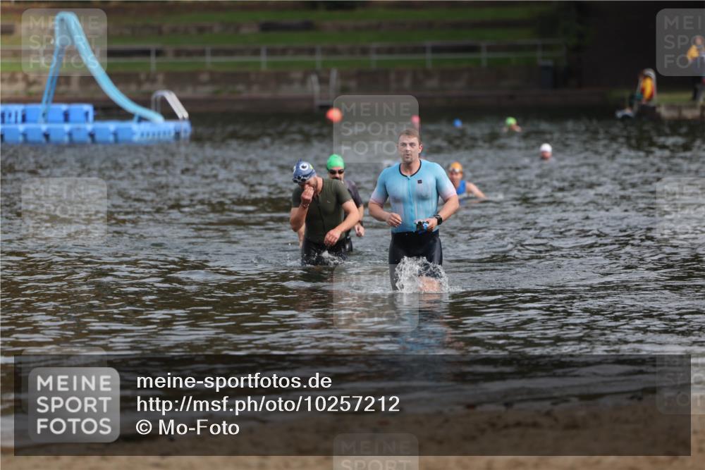 13.09.2026 - Stadtparktriathlon Mo-Foto http://msf.ph/oto/10257212 13.09.2026 10:55:03 Schwimmen 596, 643 meine-sportfotos.de