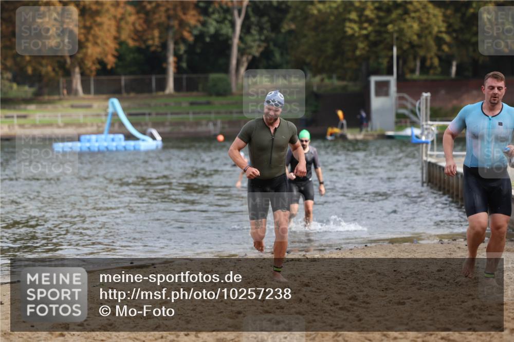 13.09.2026 - Stadtparktriathlon Mo-Foto http://msf.ph/oto/10257238 13.09.2026 10:55:13 Schwimmen 596, 610, 643 meine-sportfotos.de