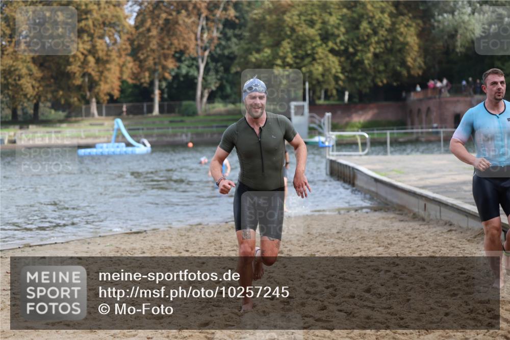 13.09.2026 - Stadtparktriathlon Mo-Foto http://msf.ph/oto/10257245 13.09.2026 10:55:15 Schwimmen 596, 610, 637, 643 meine-sportfotos.de