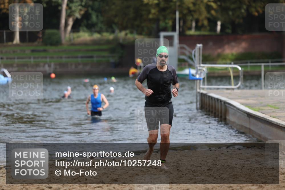 13.09.2026 - Stadtparktriathlon Mo-Foto http://msf.ph/oto/10257248 13.09.2026 10:55:18 Schwimmen 596, 610, 637, 643 meine-sportfotos.de