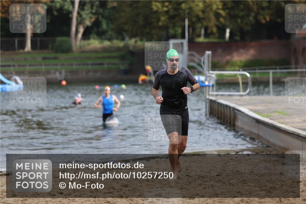 13.09.2026 - Stadtparktriathlon Mo-Foto http://msf.ph/oto/10257250 13.09.2026 10:55:18 Schwimmen 596, 610, 637, 643 meine-sportfotos.de