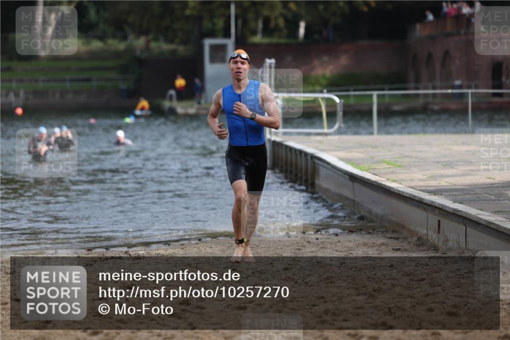13.09.2026 - Stadtparktriathlon Mo-Foto http://msf.ph/oto/10257270 13.09.2026 10:55:27 Schwimmen 637 meine-sportfotos.de