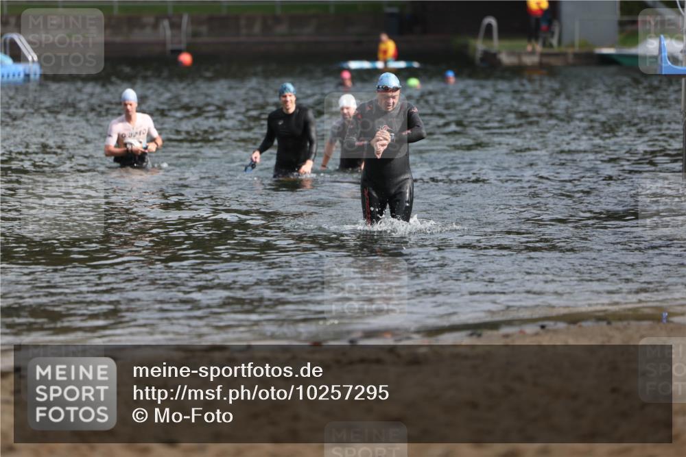 13.09.2026 - Stadtparktriathlon Mo-Foto http://msf.ph/oto/10257295 13.09.2026 10:55:39 Schwimmen 636 meine-sportfotos.de