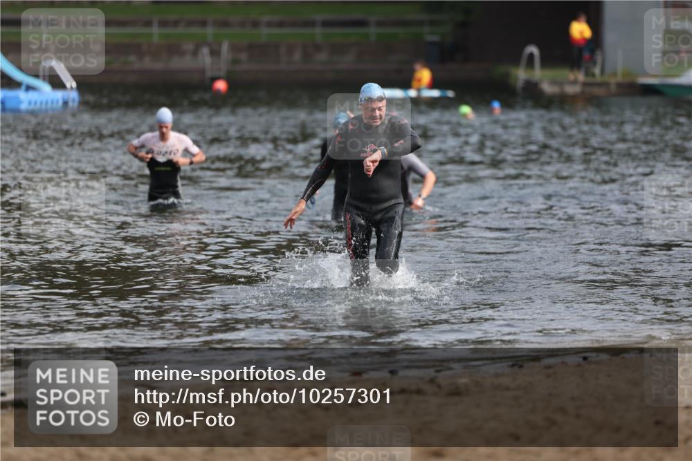 13.09.2026 - Stadtparktriathlon Mo-Foto http://msf.ph/oto/10257301 13.09.2026 10:55:42 Schwimmen 636 meine-sportfotos.de