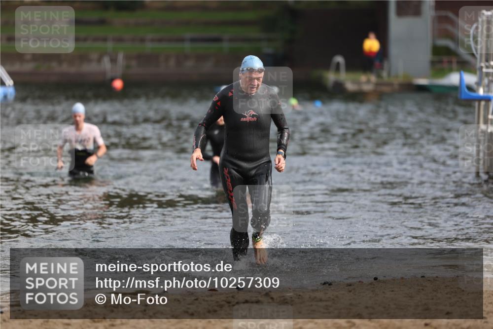 13.09.2026 - Stadtparktriathlon Mo-Foto http://msf.ph/oto/10257309 13.09.2026 10:55:44 Schwimmen 636, 642, 657 meine-sportfotos.de