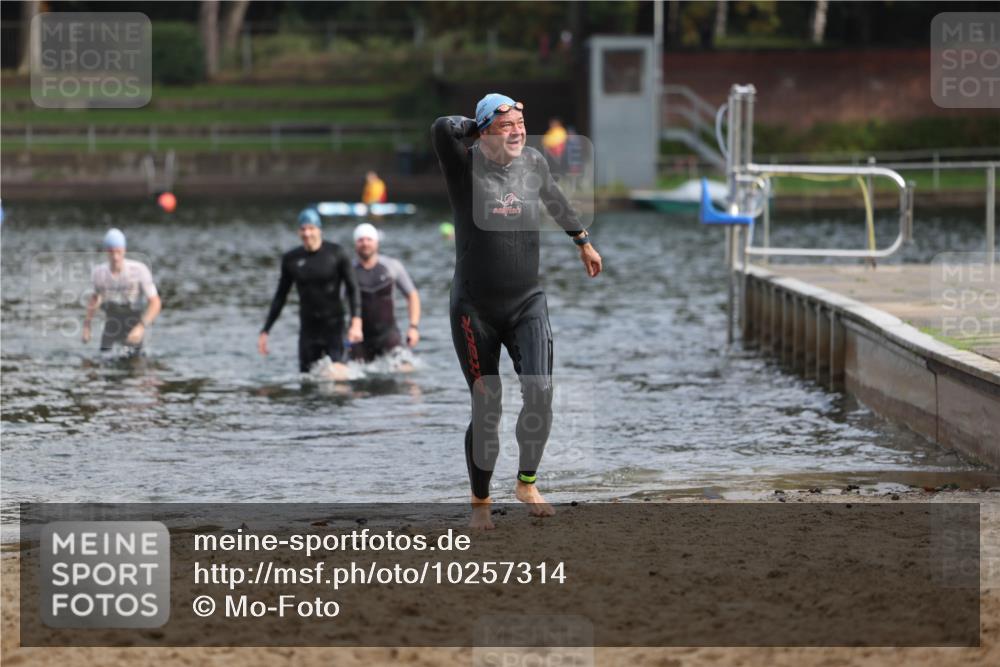 13.09.2026 - Stadtparktriathlon Mo-Foto http://msf.ph/oto/10257314 13.09.2026 10:55:46 Schwimmen 636, 642, 657, 690 meine-sportfotos.de
