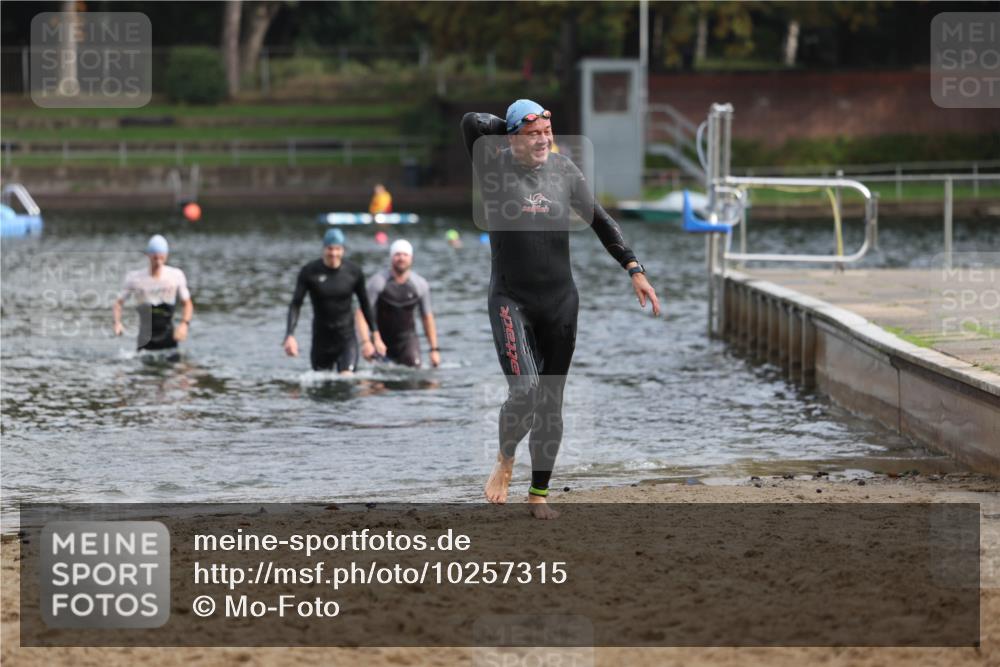 13.09.2026 - Stadtparktriathlon Mo-Foto http://msf.ph/oto/10257315 13.09.2026 10:55:46 Schwimmen 636, 642, 657, 690 meine-sportfotos.de
