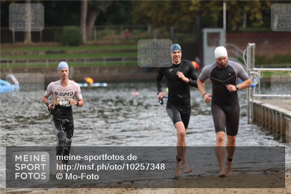 13.09.2026 - Stadtparktriathlon Mo-Foto http://msf.ph/oto/10257348 13.09.2026 10:55:55 Schwimmen 642, 657, 690 meine-sportfotos.de