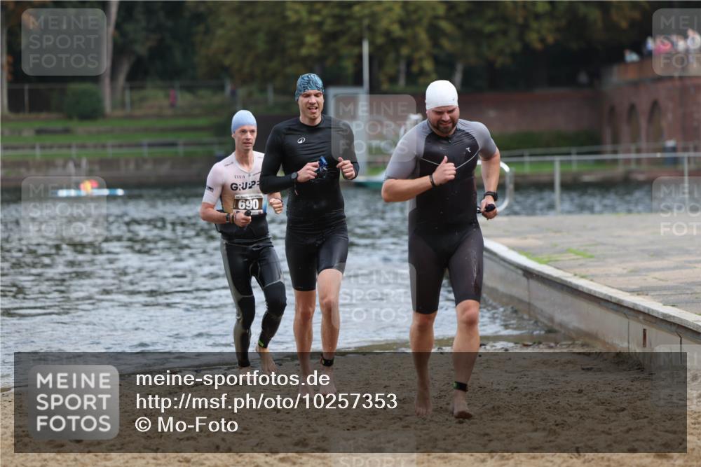 13.09.2026 - Stadtparktriathlon Mo-Foto http://msf.ph/oto/10257353 13.09.2026 10:55:56 Schwimmen 642, 657, 690 meine-sportfotos.de