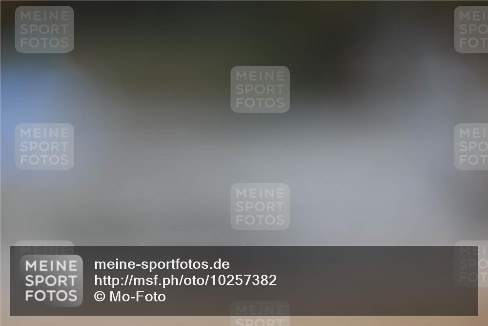 13.09.2026 - Stadtparktriathlon Mo-Foto http://msf.ph/oto/10257382 13.09.2026 10:56:32 Schwimmen  meine-sportfotos.de