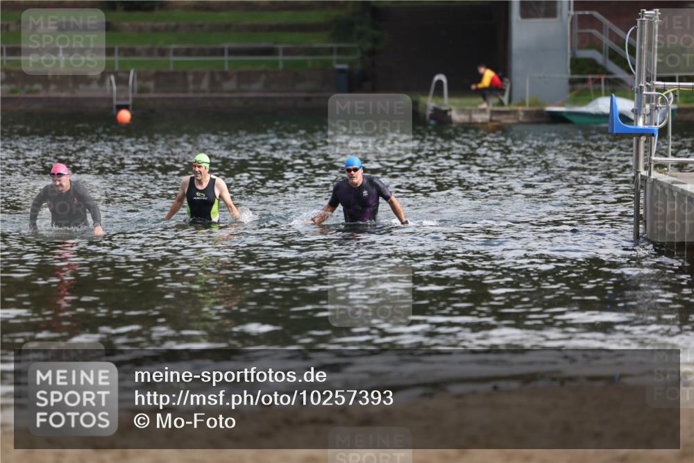 13.09.2026 - Stadtparktriathlon Mo-Foto http://msf.ph/oto/10257393 13.09.2026 10:56:55 Schwimmen  meine-sportfotos.de