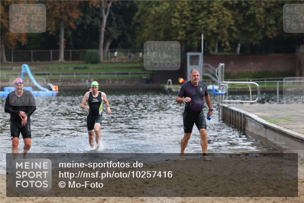 13.09.2026 - Stadtparktriathlon Mo-Foto http://msf.ph/oto/10257416 13.09.2026 10:57:11 Schwimmen 612, 653, 658 meine-sportfotos.de