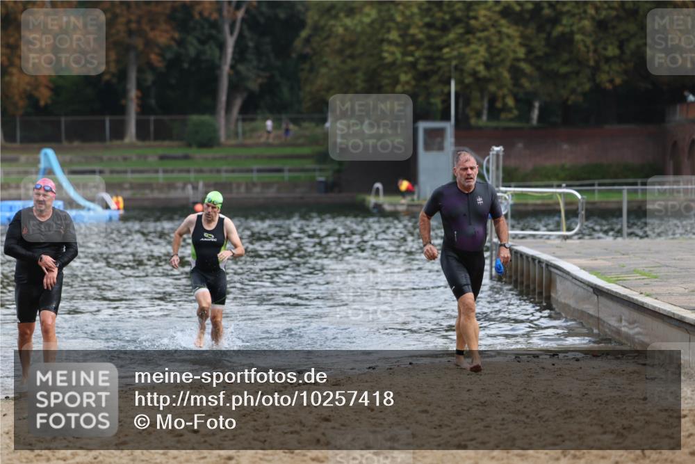 13.09.2026 - Stadtparktriathlon Mo-Foto http://msf.ph/oto/10257418 13.09.2026 10:57:11 Schwimmen 612, 653, 658 meine-sportfotos.de