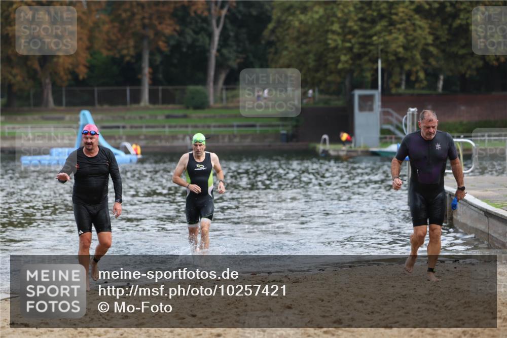 13.09.2026 - Stadtparktriathlon Mo-Foto http://msf.ph/oto/10257421 13.09.2026 10:57:12 Schwimmen 612, 653, 658 meine-sportfotos.de
