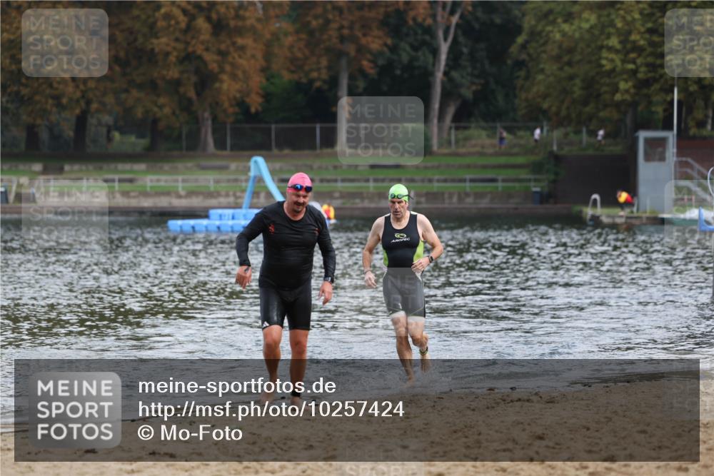 13.09.2026 - Stadtparktriathlon Mo-Foto http://msf.ph/oto/10257424 13.09.2026 10:57:12 Schwimmen 612, 653, 658 meine-sportfotos.de