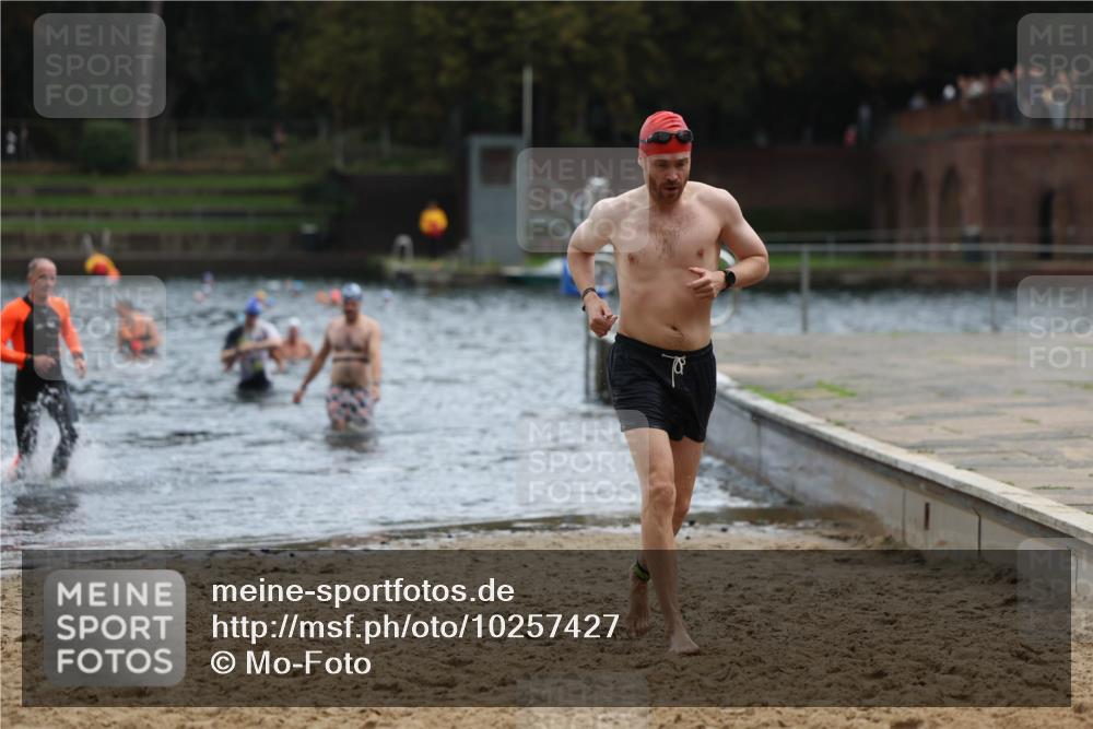 13.09.2026 - Stadtparktriathlon Mo-Foto http://msf.ph/oto/10257427 13.09.2026 11:33:08 Schwimmen 841, 873, 888, 922 meine-sportfotos.de