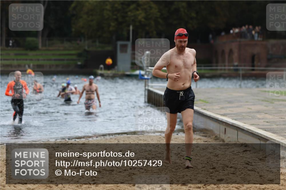 13.09.2026 - Stadtparktriathlon Mo-Foto http://msf.ph/oto/10257429 13.09.2026 11:33:09 Schwimmen 841, 873, 888, 922 meine-sportfotos.de
