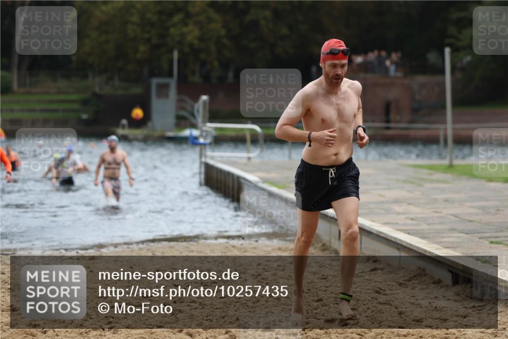 13.09.2026 - Stadtparktriathlon Mo-Foto http://msf.ph/oto/10257435 13.09.2026 11:33:09 Schwimmen 841, 873, 888, 922 meine-sportfotos.de
