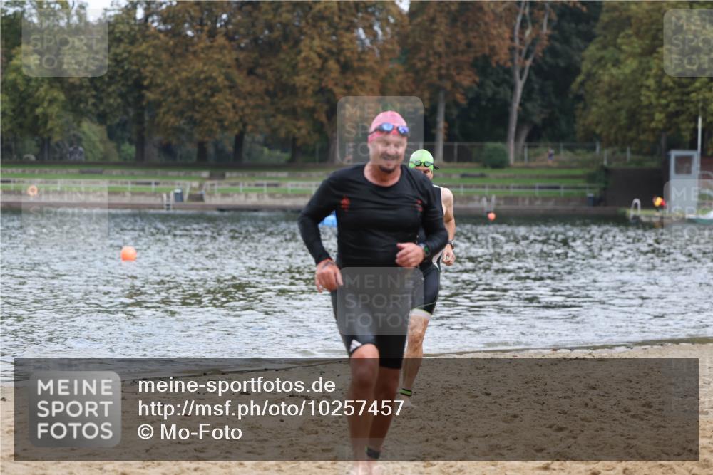 13.09.2026 - Stadtparktriathlon Mo-Foto http://msf.ph/oto/10257457 13.09.2026 10:57:16 Schwimmen 612, 653, 658 meine-sportfotos.de