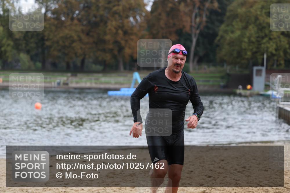 13.09.2026 - Stadtparktriathlon Mo-Foto http://msf.ph/oto/10257462 13.09.2026 10:57:17 Schwimmen 612, 653, 658 meine-sportfotos.de
