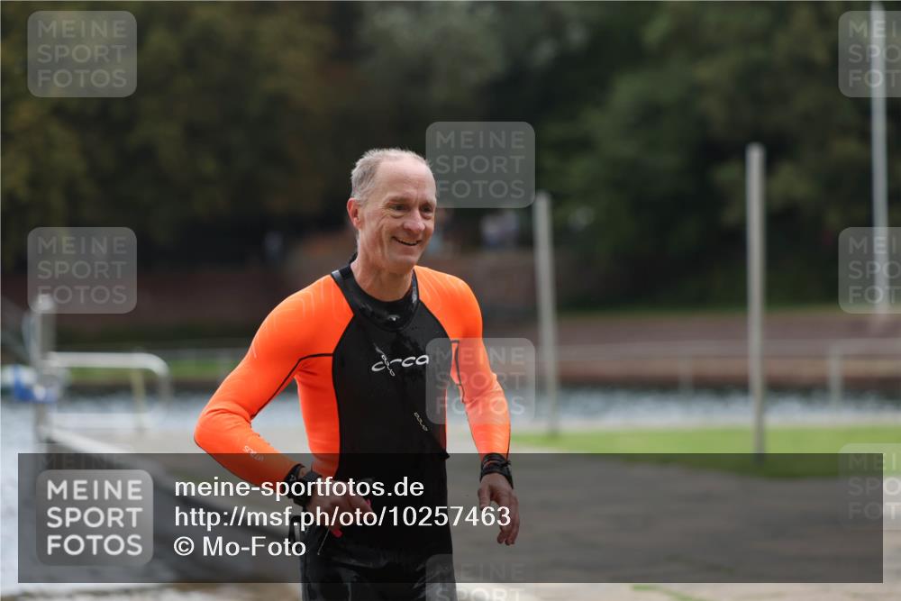 13.09.2026 - Stadtparktriathlon Mo-Foto http://msf.ph/oto/10257463 13.09.2026 11:33:15 Schwimmen 841, 888 meine-sportfotos.de