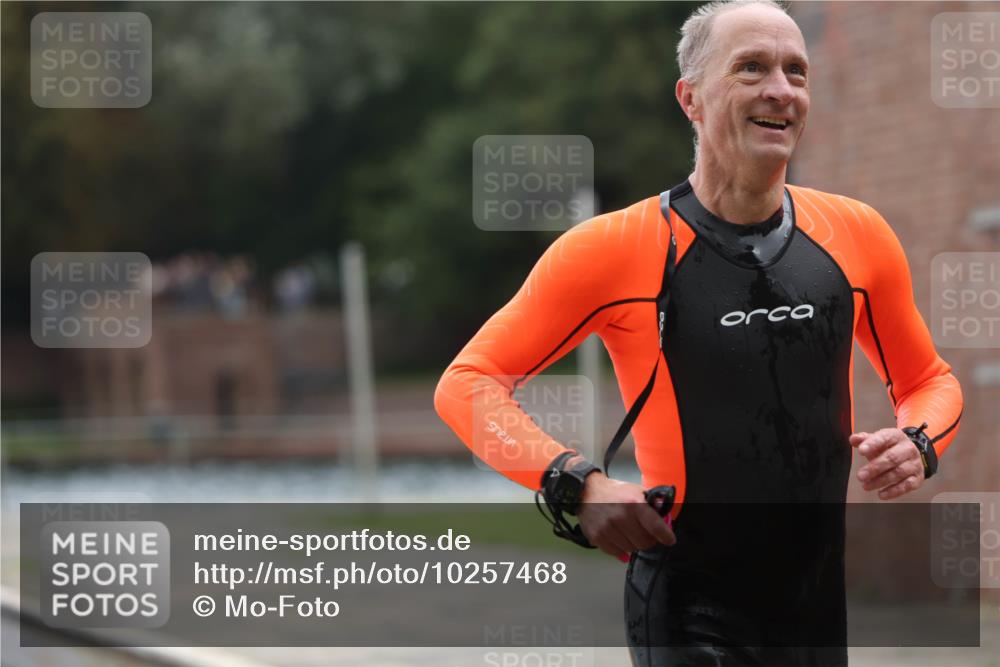 13.09.2026 - Stadtparktriathlon Mo-Foto http://msf.ph/oto/10257468 13.09.2026 11:33:16 Schwimmen 841, 888 meine-sportfotos.de