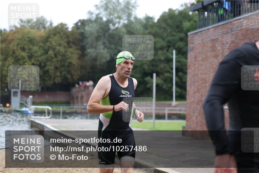 13.09.2026 - Stadtparktriathlon Mo-Foto http://msf.ph/oto/10257486 13.09.2026 10:57:20 Schwimmen 612, 653, 658 meine-sportfotos.de