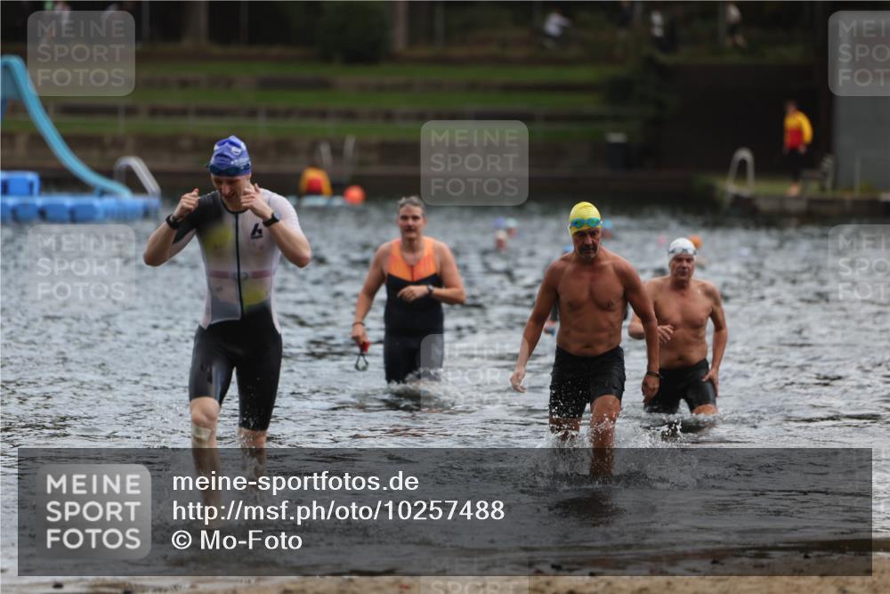 13.09.2026 - Stadtparktriathlon Mo-Foto http://msf.ph/oto/10257488 13.09.2026 11:33:25 Schwimmen 831, 841, 851, 899 meine-sportfotos.de