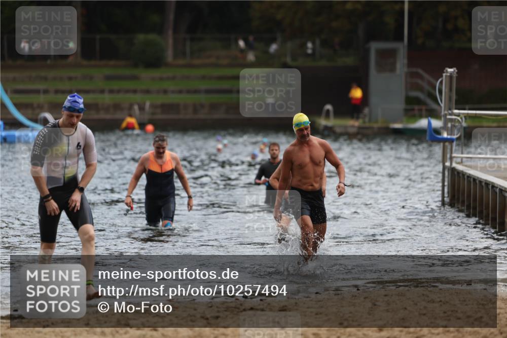 13.09.2026 - Stadtparktriathlon Mo-Foto http://msf.ph/oto/10257494 13.09.2026 11:33:27 Schwimmen 831, 851, 899, 938 meine-sportfotos.de