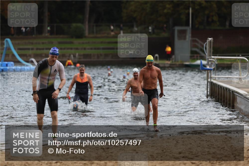 13.09.2026 - Stadtparktriathlon Mo-Foto http://msf.ph/oto/10257497 13.09.2026 11:33:27 Schwimmen 831, 851, 899, 938 meine-sportfotos.de