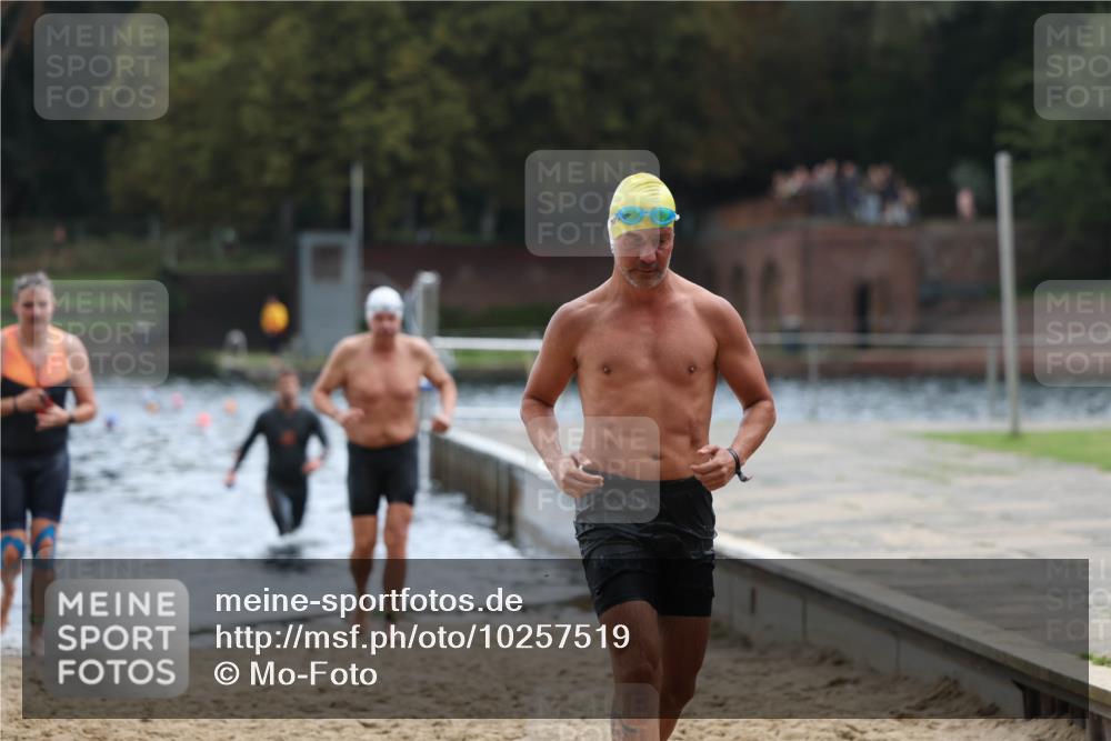13.09.2026 - Stadtparktriathlon Mo-Foto http://msf.ph/oto/10257519 13.09.2026 11:33:34 Schwimmen 831, 851, 899, 938, 948 meine-sportfotos.de
