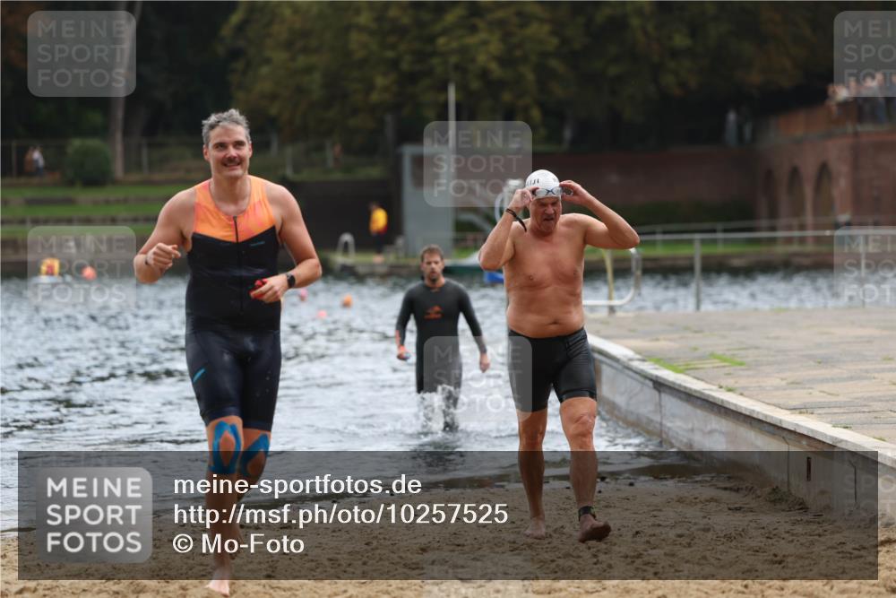 13.09.2026 - Stadtparktriathlon Mo-Foto http://msf.ph/oto/10257525 13.09.2026 11:33:36 Schwimmen 831, 851, 899, 938, 948 meine-sportfotos.de