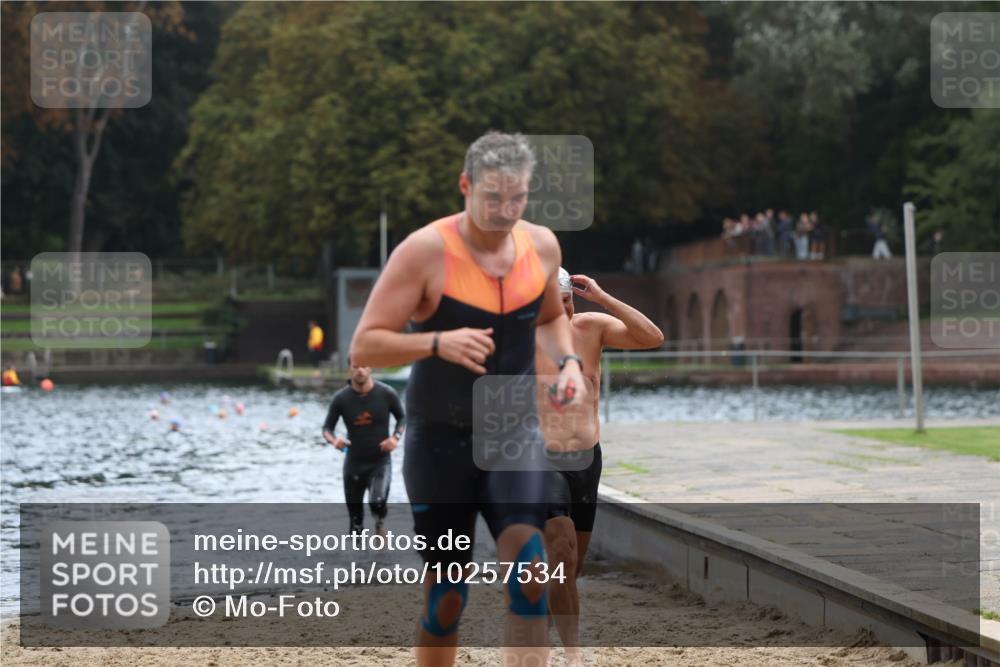 13.09.2026 - Stadtparktriathlon Mo-Foto http://msf.ph/oto/10257534 13.09.2026 11:33:38 Schwimmen 831, 899, 938, 948 meine-sportfotos.de