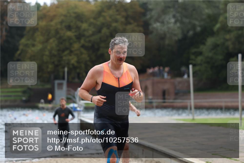 13.09.2026 - Stadtparktriathlon Mo-Foto http://msf.ph/oto/10257536 13.09.2026 11:33:38 Schwimmen 831, 899, 938, 948 meine-sportfotos.de