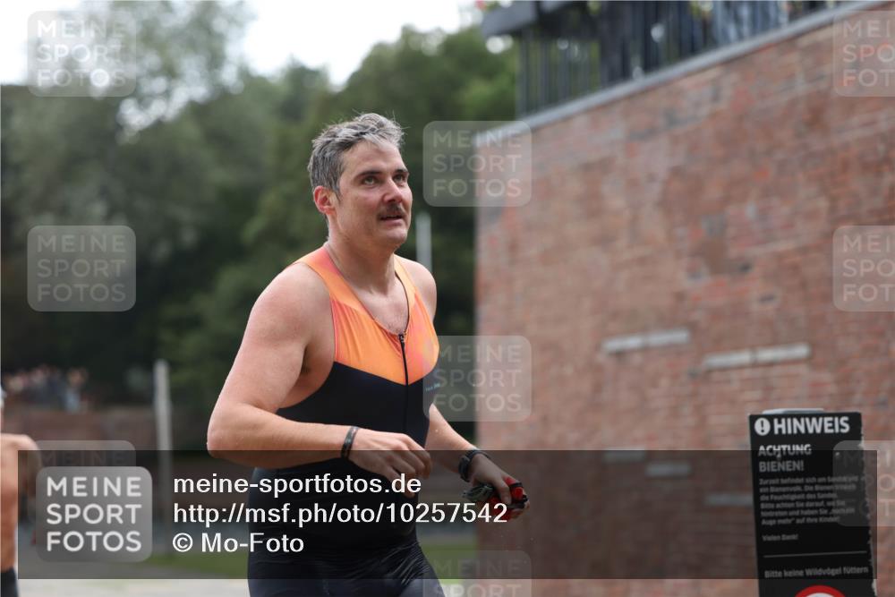 13.09.2026 - Stadtparktriathlon Mo-Foto http://msf.ph/oto/10257542 13.09.2026 11:33:39 Schwimmen 831, 899, 938, 948 meine-sportfotos.de