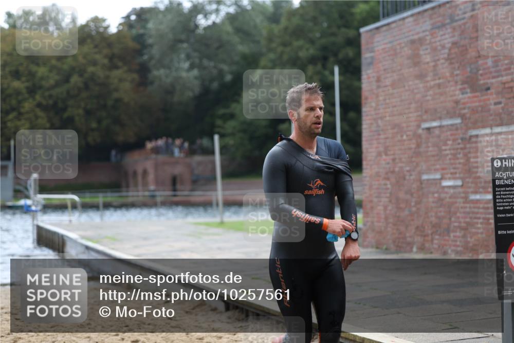 13.09.2026 - Stadtparktriathlon Mo-Foto http://msf.ph/oto/10257561 13.09.2026 11:33:45 Schwimmen 938, 948 meine-sportfotos.de