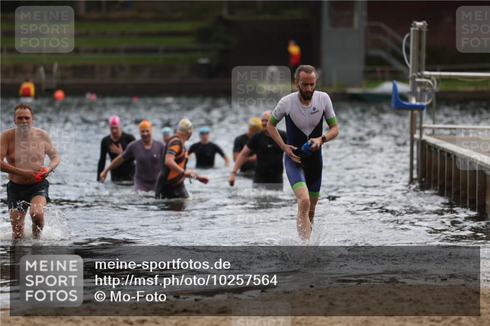 13.09.2026 - Stadtparktriathlon Mo-Foto http://msf.ph/oto/10257564 13.09.2026 11:34:16 Schwimmen 849, 863, 887, 934 meine-sportfotos.de